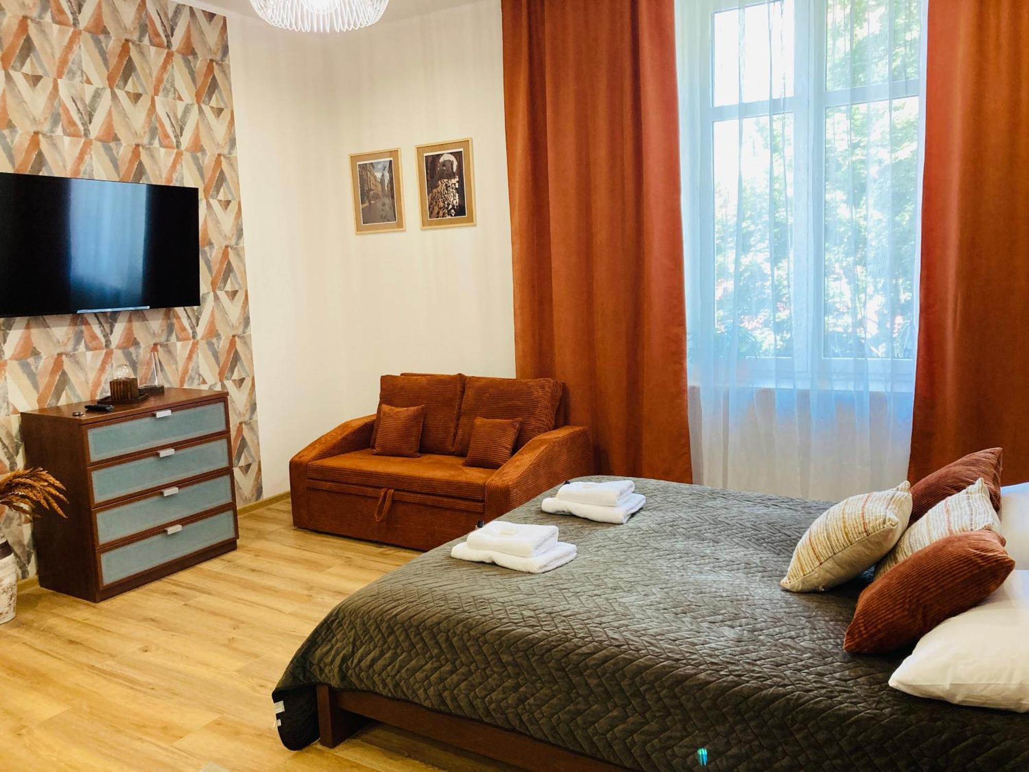 St. Cross Apartment Krasków Εξωτερικό φωτογραφία